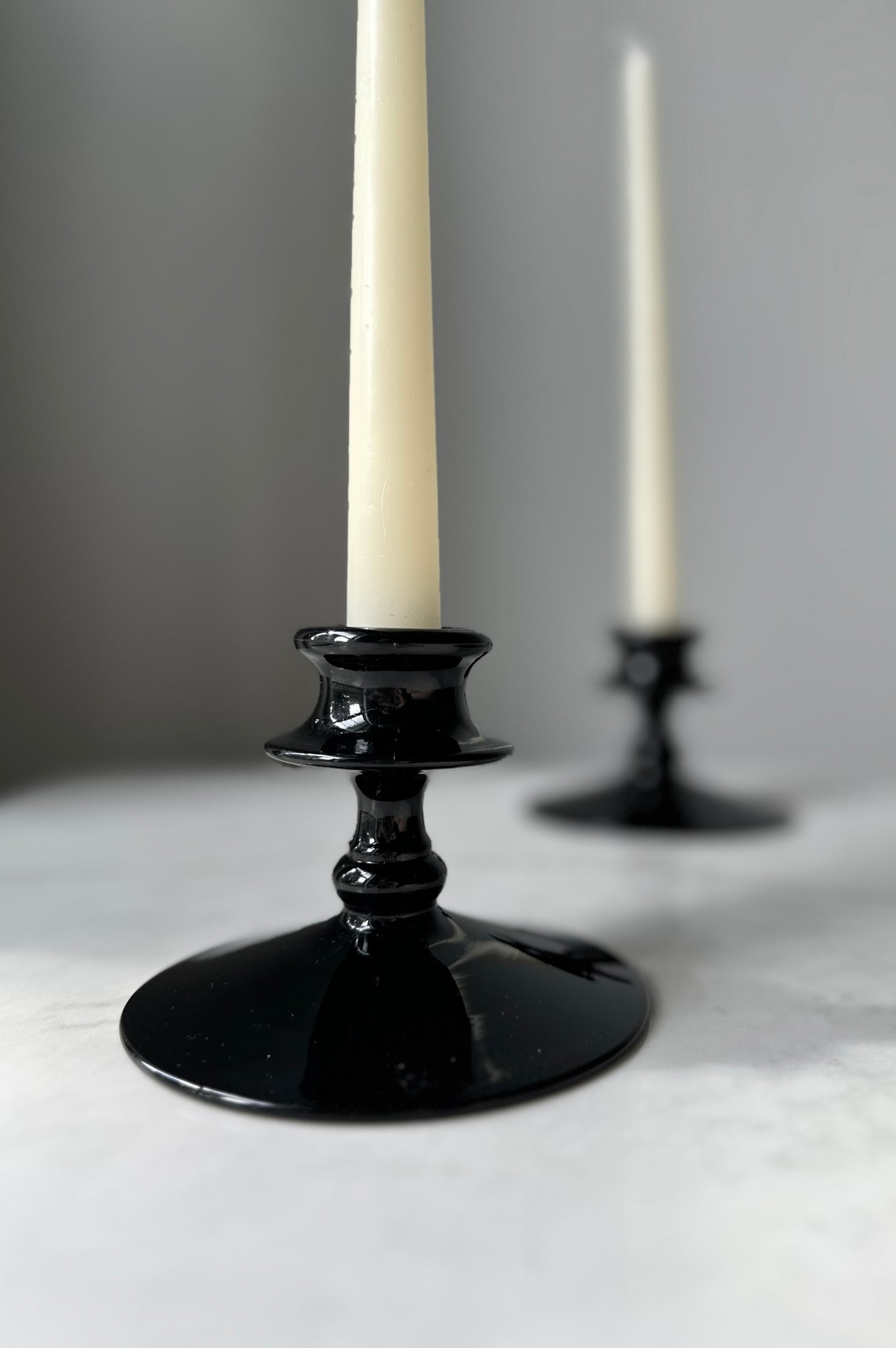 Elegant Black Glass Candleholder Set