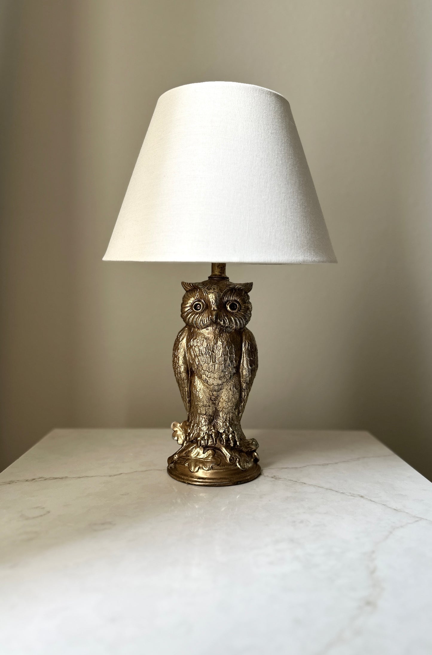 Vintage Collectible Owl Lamp (shade not included)