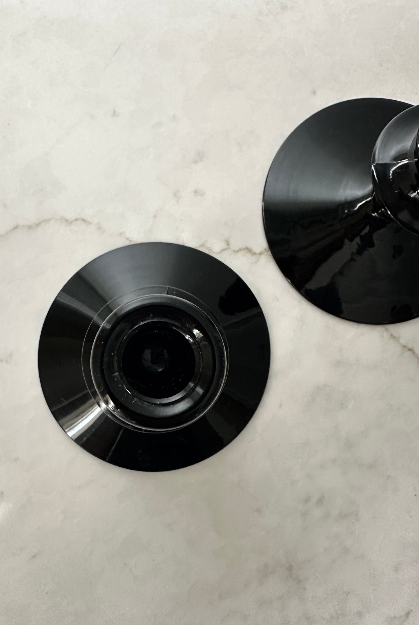 Elegant Black Glass Candleholder Set